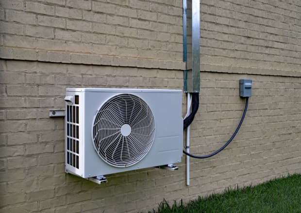 Why Arizona HVAC Contractors Are Going Ductless